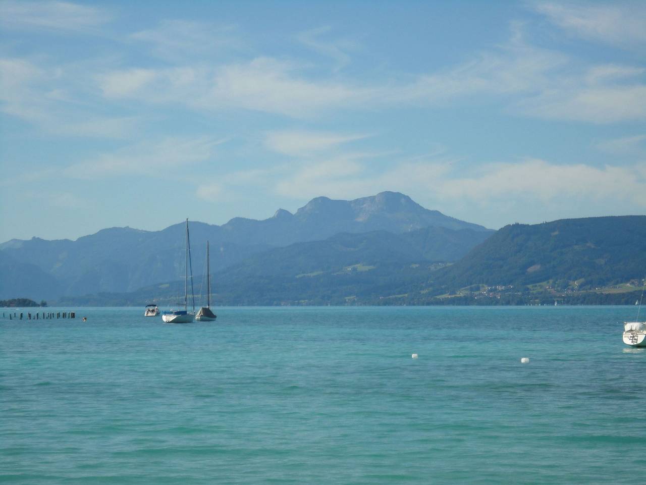 Ganze Ferienwohnung, Gertrude Lenzenweger - Doppelzimmer 2 in Seewalchen am Attersee, Bezirk Vöcklabruck