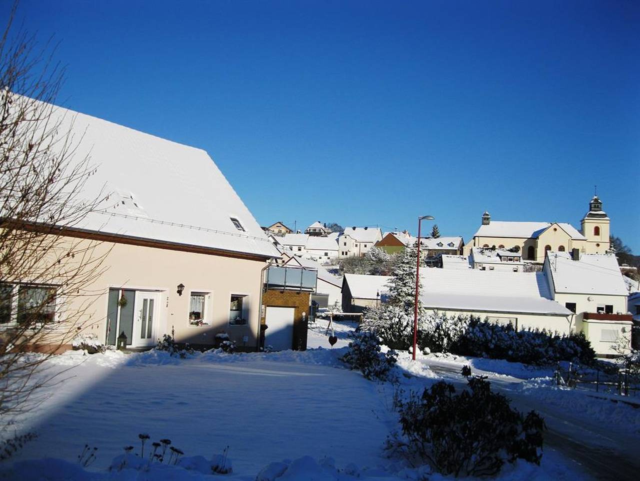 Pension Jehnen am Eifelsteig - Doppelzimmer Dusche/Wc, Balkon in Daun, Vulkaneifel