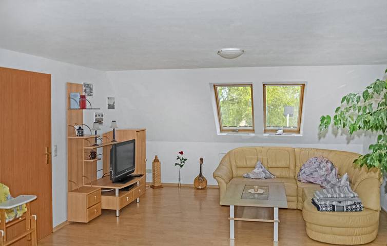 Gemütliches Apartment mit Terrasse, Parkplatz und Küche - Nähe Strand und Fluss in Kagar, Rheinsberg