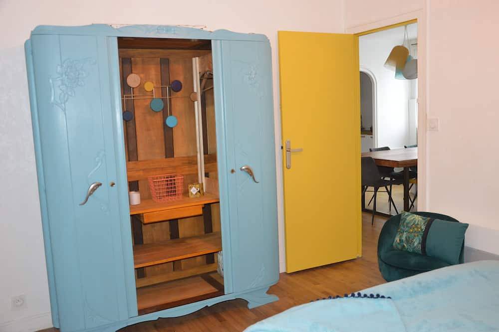 Sea view house with garden 100m from the beach in Lampaul-Plouarzel, Brest region