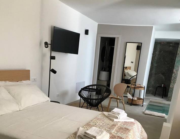 Ferienhaus für 2 Personen, mit Garten und Whirlpool in Italien - 2