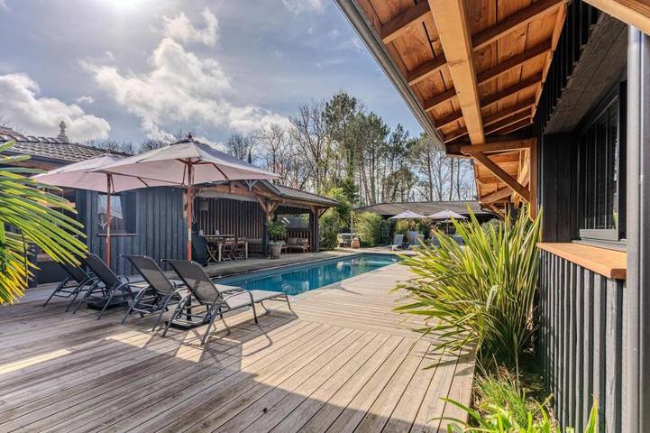 Location de vacances pour 2 personnes, avec jardin ainsi que piscine et jacuzzi dans Lac de Lacanau - 2