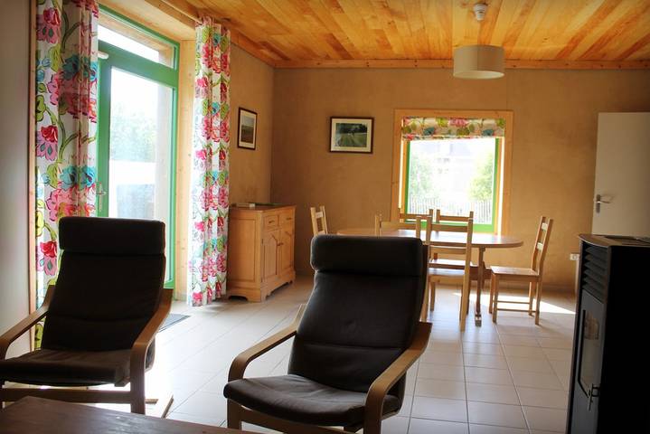 Gîte pour 6 personnes, avec jardin