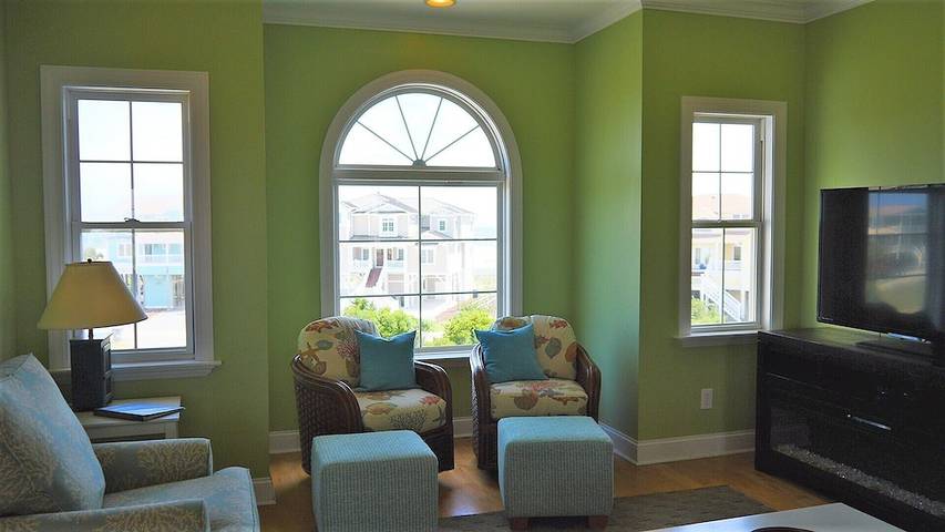 Vacation rental for 10 people, with balcony in Holden Beach