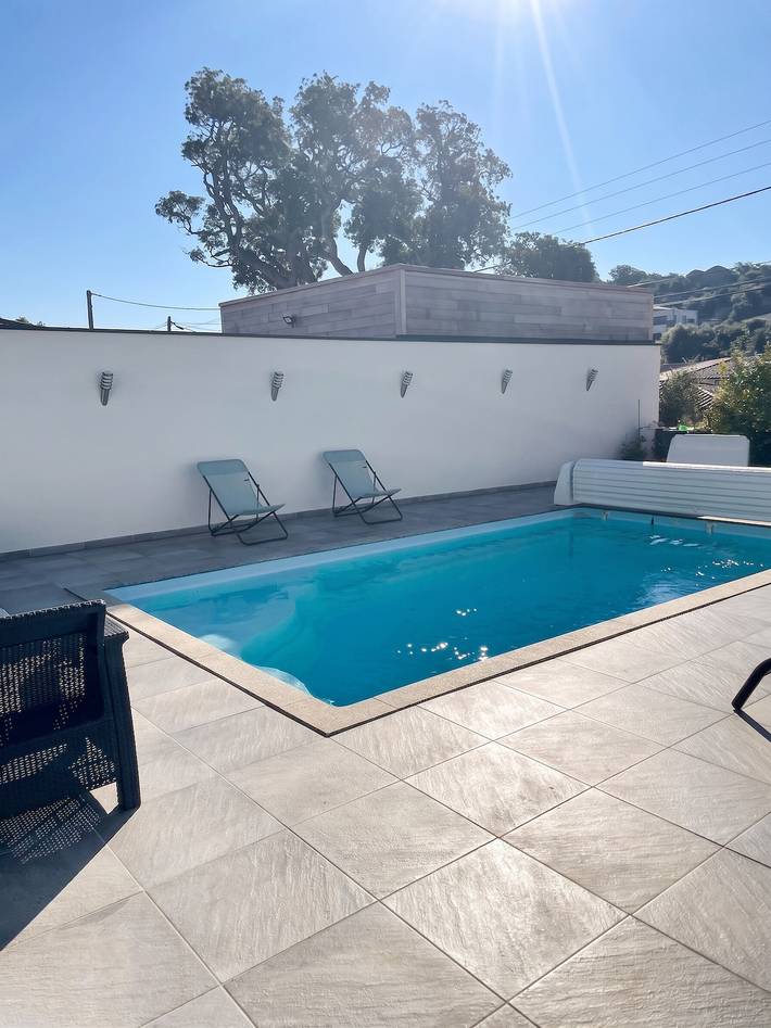 Casa de vacaciones para 6 personas, con jacuzzi además de piscina y jardín en Porto Vecchio