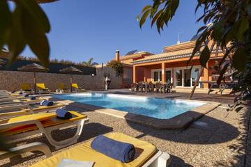 Villa voor 20 Personen in Olhos de Água, Faro District, Afbeelding 2