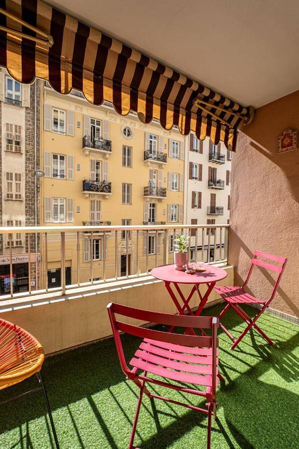 Gîte pour 4 personnes, avec balcon dans Gare De Nice Riquier - 3
