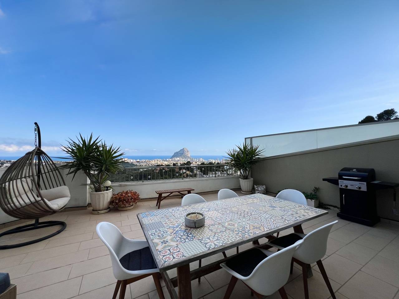 Bungalow voor 6 personen met terras in Colina Del Sol, Calpe