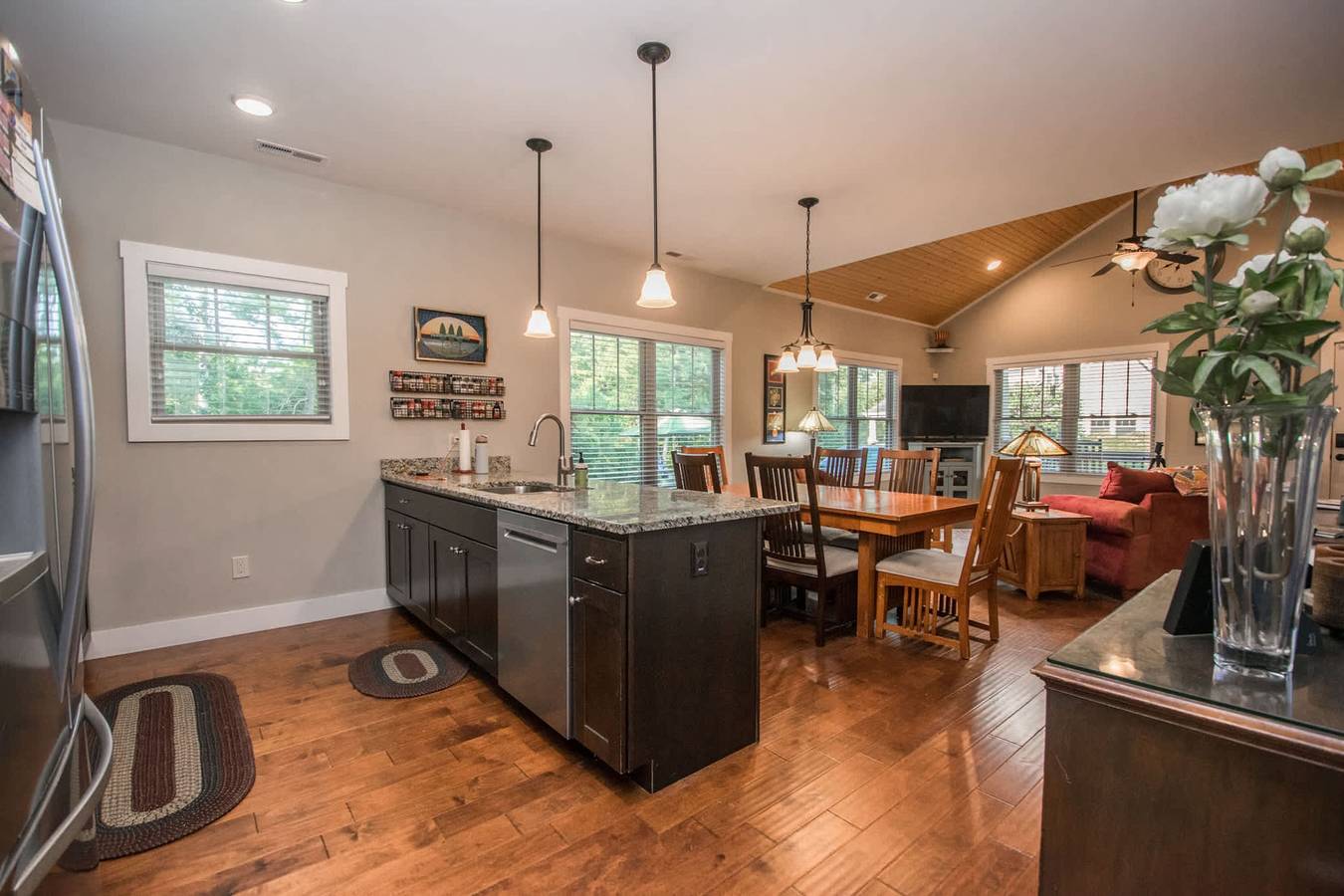 3Br Retreat Ensuite Baths Fire Pit in Blue Ridge Parkway, Buncombe County