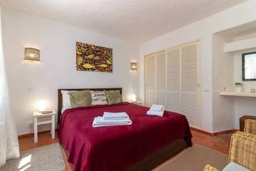 Chalet für 4 Personen in Lagoa, Algarve, Bild 1