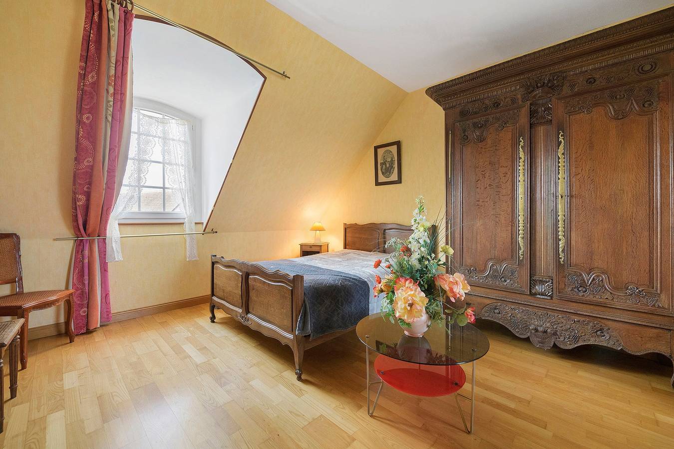 Country House 'La Tourelle De La Croix' with Private Garden in Picauville, Côte de la Déroute