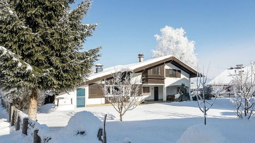 Ferienhaus für 8 Personen, mit Terrasse in Maishofen