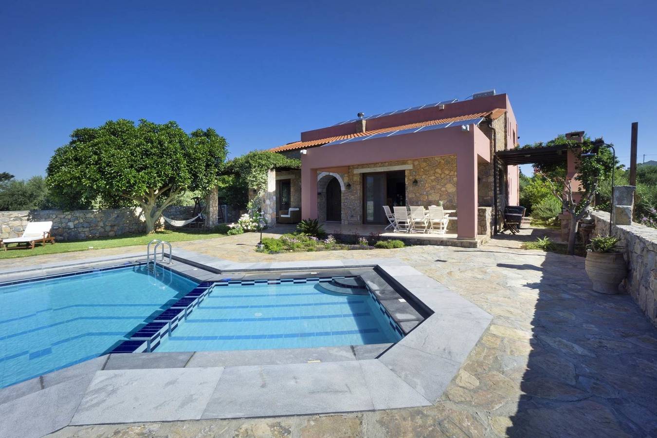 Nafsika villa in Xirosterni, Chania region