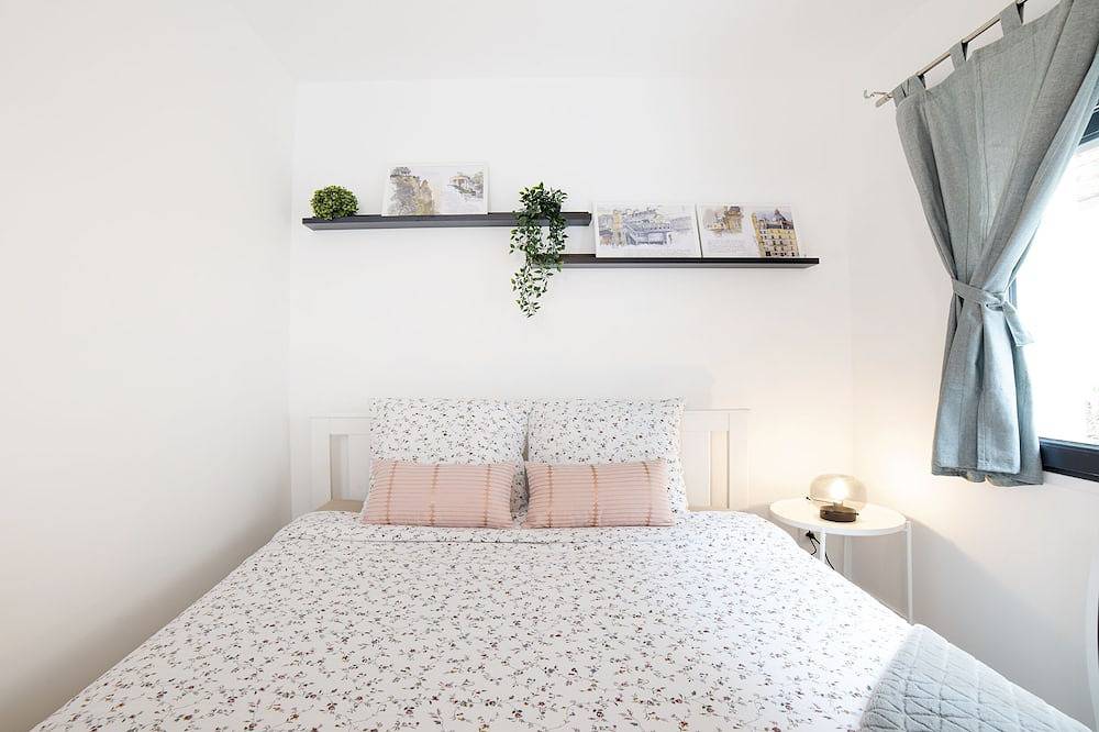 180 m² – 2 Independent Apartments – Metro 7 in Villejuif, Val-de-Marne