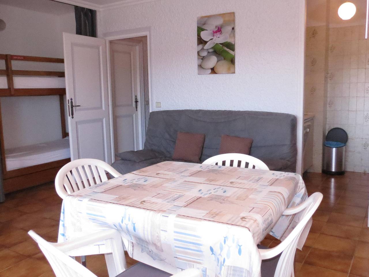 Ganze Wohnung, Klimatisiertes 2-Zimmer-Apartment nahe Strand, Parkplatz, Haustiere erlaubt - Sainte-Maxime in Sainte-Maxime, Draguignan Region