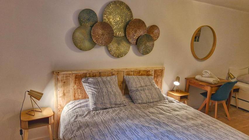 Maison d’hôte pour 3 personnes, avec Terrasse ainsi que Jardin et Vue à Bollène - 4