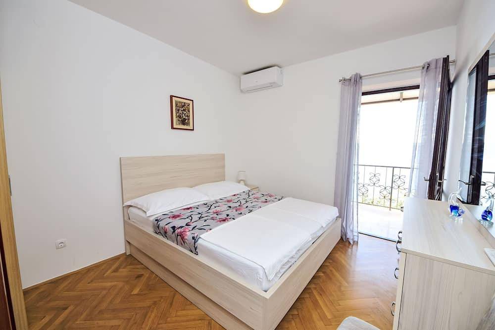 Ganze Wohnung, Ferienwohnung Lada in Marusici, Split-Dalmatien