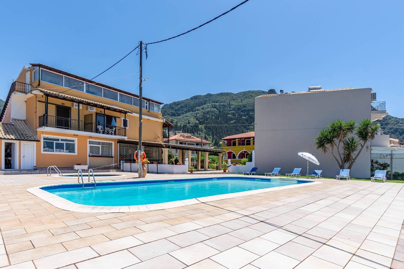 Ganzes Studio, Einzimmerapartment 'Mires House Side First Floor 9' mit Gemeinschaftspool, Wlan und Klimaanlage in Agios Gordios, Korfu