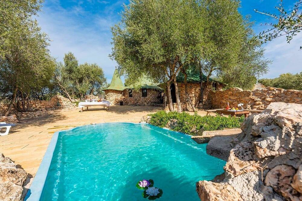Casa La Laguna de Tiscar Puente Genil by Ruralidays in Puente Genil, Provincia de Córdoba