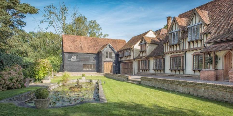 Hotel for 3 people, with Terrace and Garden in Essex