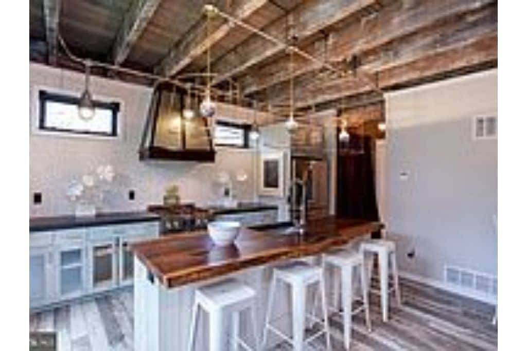 Hotel for 8 Guests in New Jersey, USA