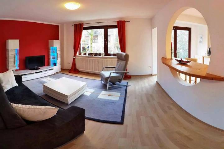 Ferienwohnung für 10 Personen, mit Balkon und Garten in Neustadt Bremen