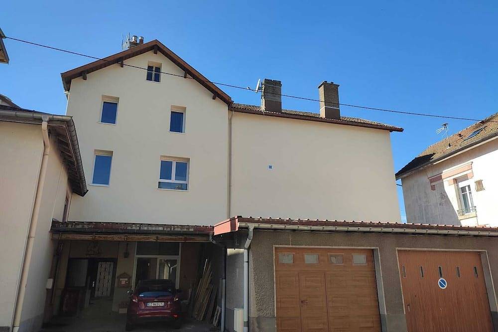 Appartement entier, Appartement neuf pour 4 personnes à prix très raisonnable in Granges-Aumontzey, Parc naturel régional des Ballons des Vosges