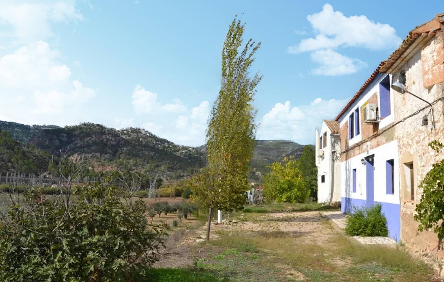 Retiro frente al río: A/C, TV, Aparcamiento, Terraza, Parrilla - Río Cabriel 400m in Cofrentes, Provincia de Valencia