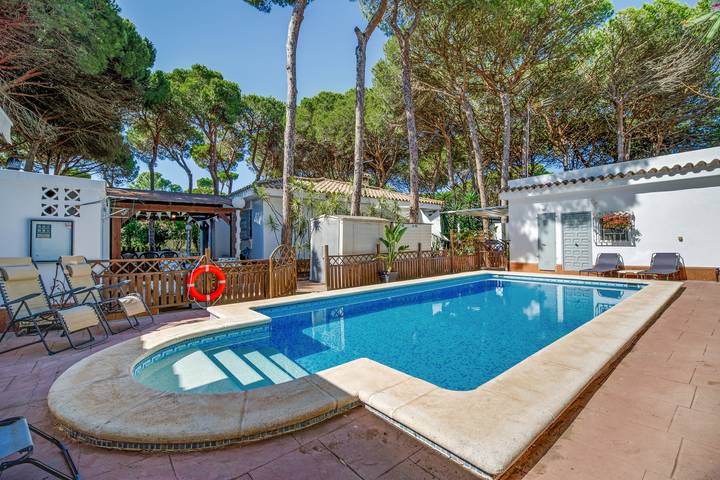 Casa de vacaciones para 8 personas, con jardín en Playa La Barrosa