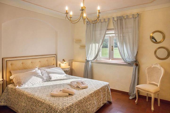 Elegant villa with private pool and wellness area near Florence in Reggello, Valdarno