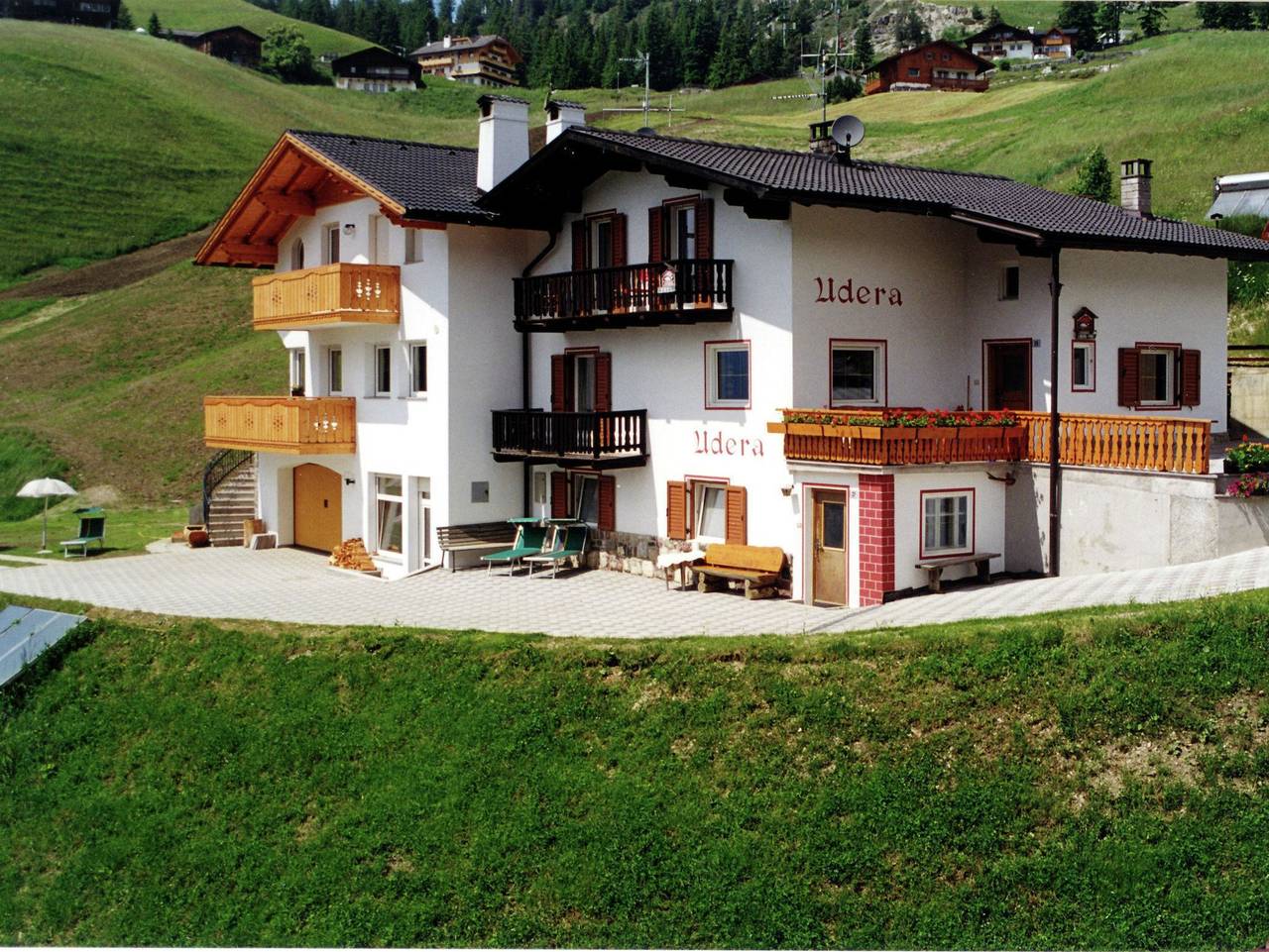 Ganze Wohnung, Apartments Udera - Apartment Alpina (2 bis 3 Personen) in Daunëi, Wolkenstein