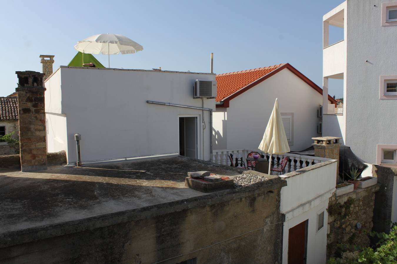 Four-bedroom house with terrace and sea view Kukljica, Ugljan K-8251 in Kukljica, Insel Ugljan