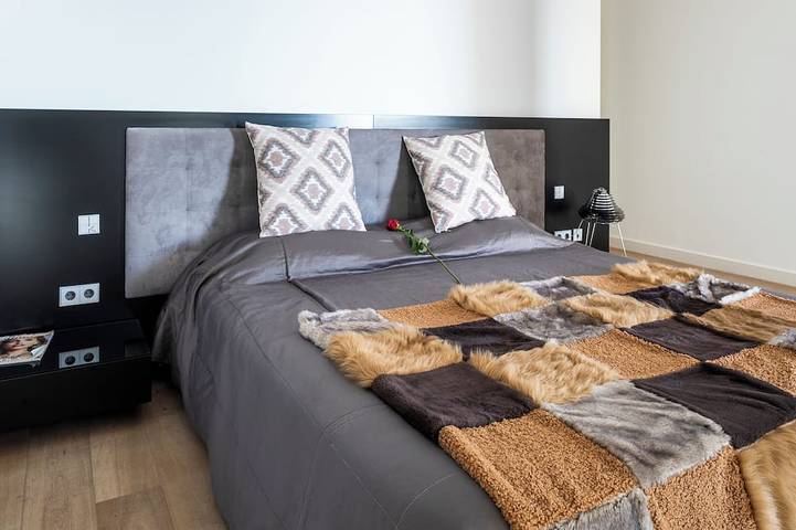 Villa pour 12 personnes, avec balcon ainsi que jardin et sauna à Roca Llisa - 4