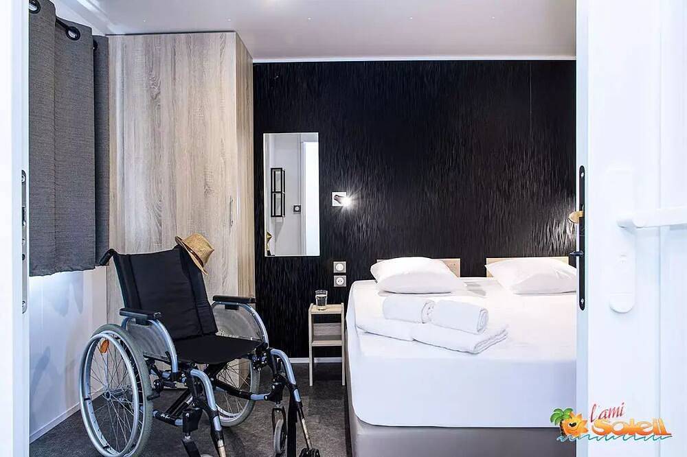 Cottage Vip Pmr 2 chambres 4 personnes in Plages des Cabanes de Fleury, Vendres