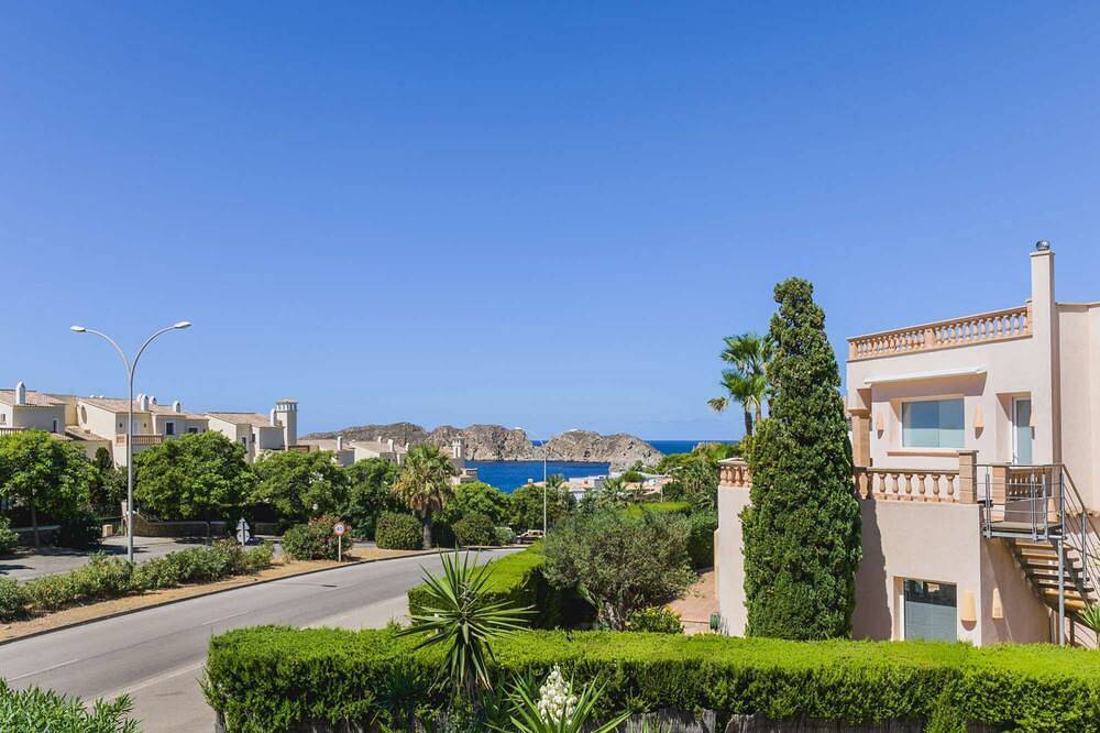 Exclusiva villa de vacaciones en Nova Santa Ponsa: Lujo y relax junto al mar in Santa Ponsa, Calvià
