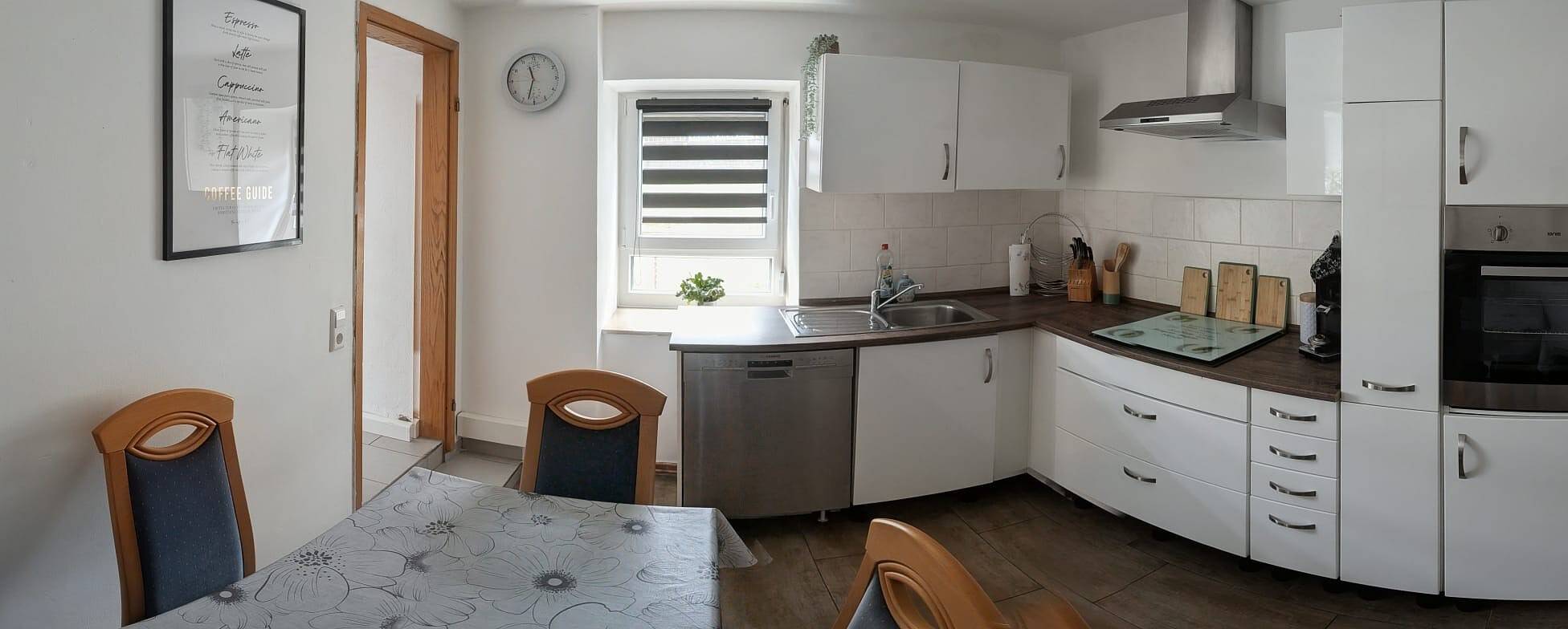 Entire apartment, Apartment 'Ferienwohnung Aloia' with Private Terrace, Shared Garden and Wi-Fi in Gammertingen, Region Bodensee-Oberschwaben