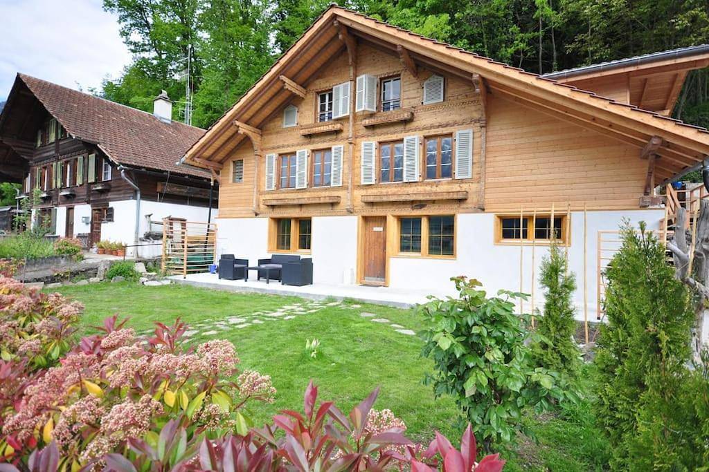Ganze Wohnung, Apartment with Lake View in Ringgenberg (BE), Verwaltungskreis Interlaken-Oberhasli