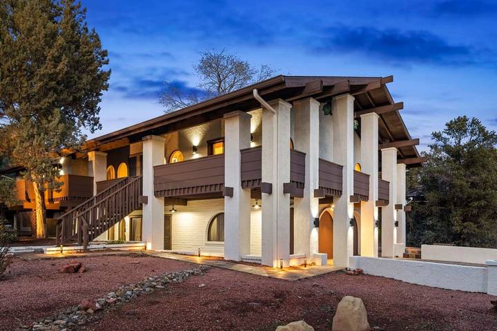 Holiday rental for 10 people, with garden and terrace in Sedona