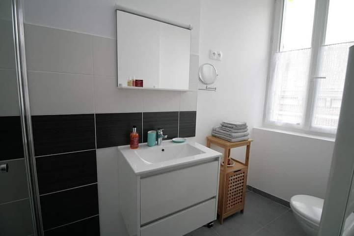 Appartement entier, Appartement Tout Confort pour 4 personnes in Saint-Quentin, Aisne