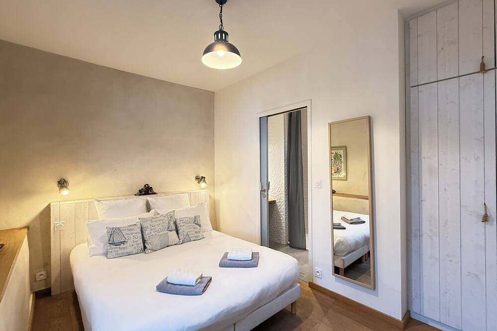 Le Gîte de Louise en Bord de mer Avec Terrasse pour 2 Personnes in Carantec, Ceinture Dorée