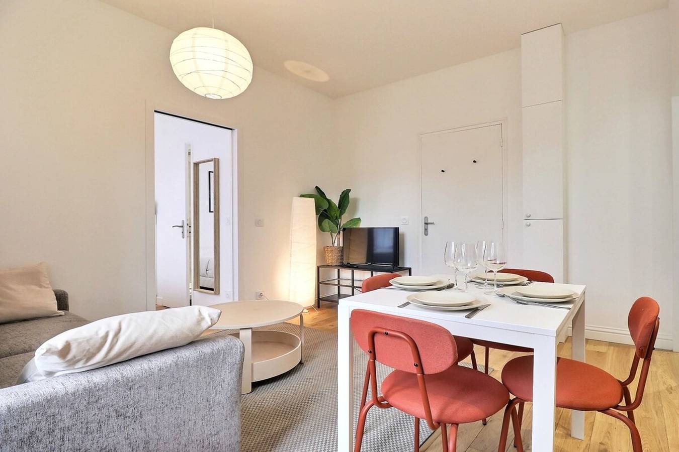Apartamento entero, Apartamento de vacaciones para 4 personas in Villeurbanne, Ródano