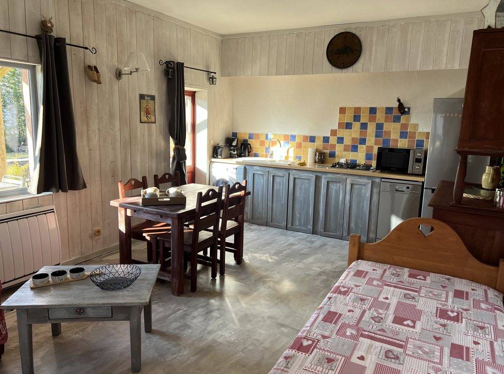 La Jument Verte - Les Vaches, Gîte 6 pers. meublé de tourisme 3* in Trévignin, Région de Chambéry