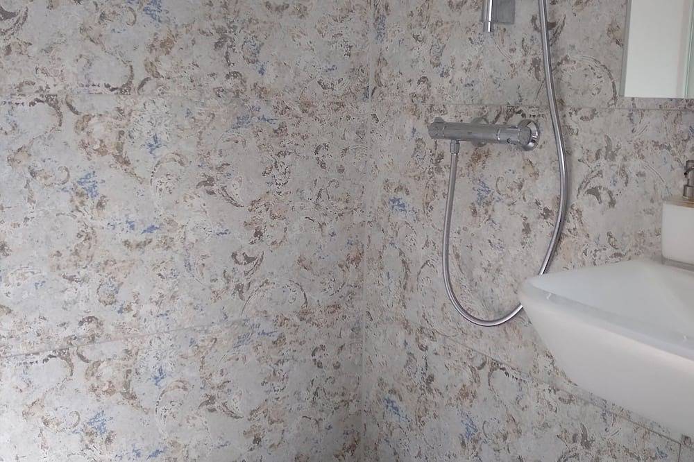 Ganze Wohnung, Urlaub einmal anders in Mülheim-Ruhr-Broich\n             Wohnung:  Morgensonne in Linksruhr, Mülheim an der Ruhr