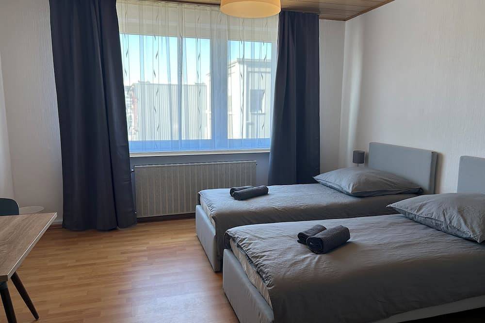 Ganze Wohnung, Wohnung in Velbert - zentral/neu in Velbert, Kreis Mettmann