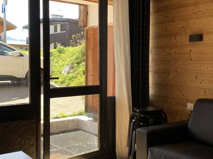 Apartamento entero, Estudio acogedor para 4 en L'Alpe d'Huez con terraza soleada in Huez, Parque Nacional de los Ecrins