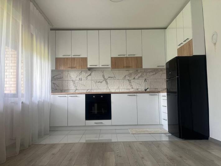 Gîte pour 6 personnes, avec jardin ainsi que vue et terrasse dans Kursumlija - 3