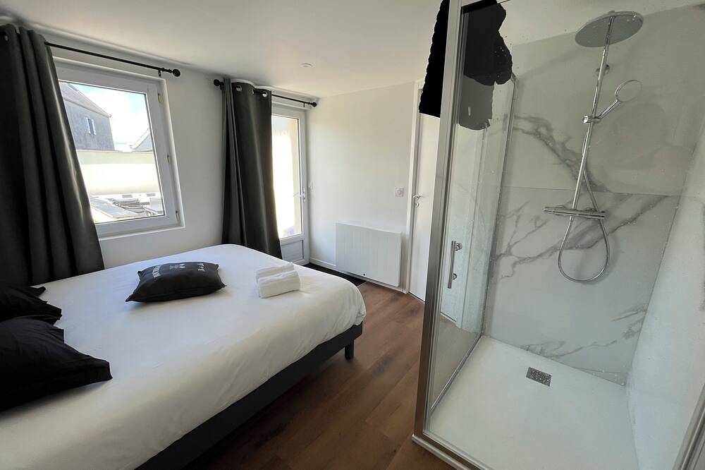 Luxueuse maison avec jacuzzi à 35 mètres de la mer - île de Batz in Île de Batz, Ceinture Dorée
