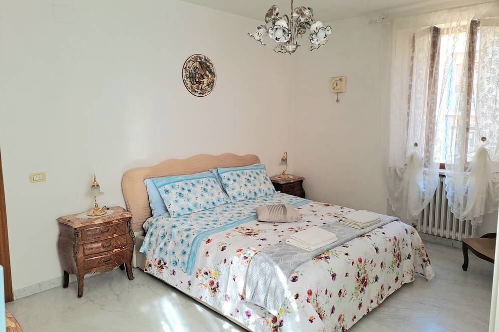 Entire apartment, Domus Teate - Chieti in Chieti, Chieti Province
