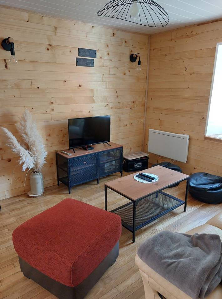 Gîte pour 7 personnes, avec terrasse et jardin dans Parc Naturel Régional Livradois-Forez - 4