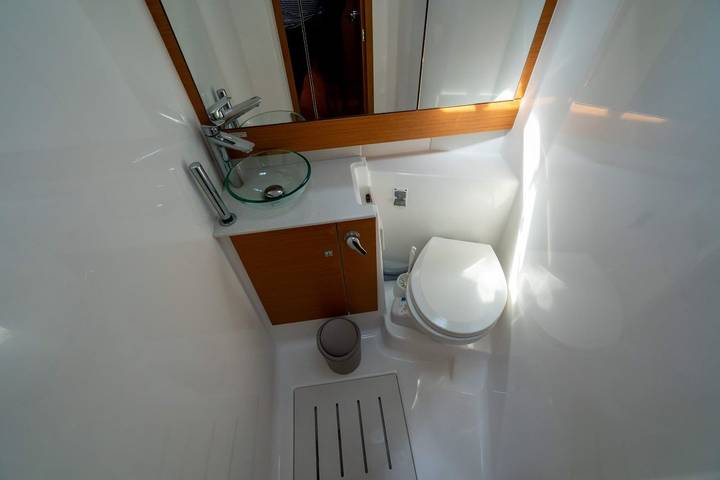 Bateau pour 4 personnes dans Port Pin Rolland - 2